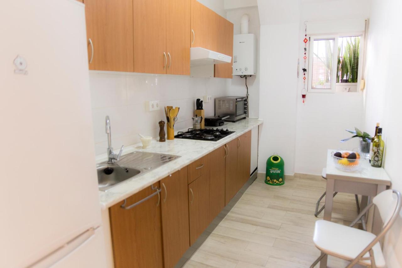 Daoiz 8 Apartment Малага Екстериор снимка